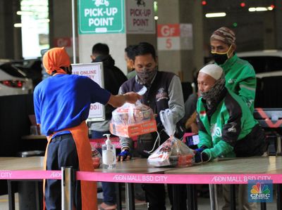 Ojol Tuntut Revisi, Grab Food dan GoFood Malah Kehilangan Payung Hukum
