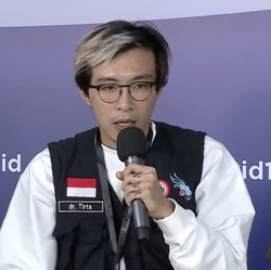 JakCloth Bekasi Dipasang Garis Polisi, dr Tirta Naik Pitam!