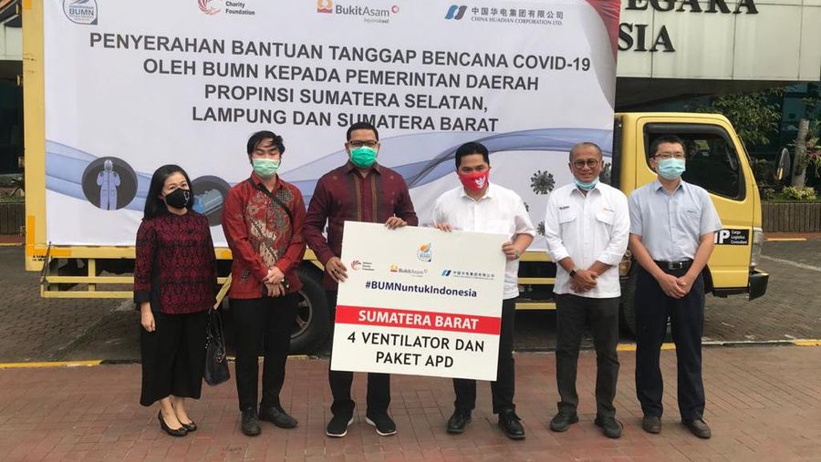 Bukit Asam Salurkan Invasive Ventilator dan APD