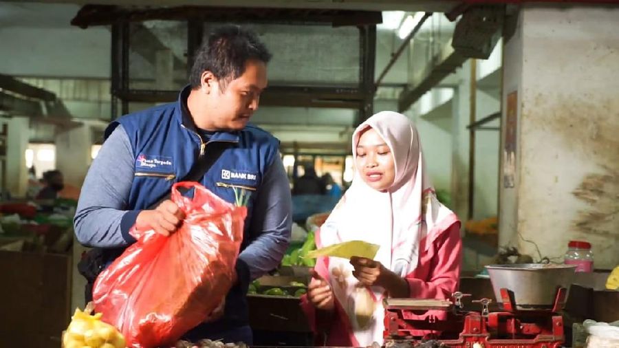 Pasar Dinoyo Menjadi Pasar Online  (Dok. BRI)
