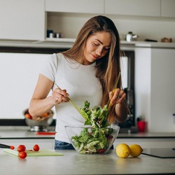 Terungkap! Kebiasaan Makan Ini Bisa Bikin Panjang Umur