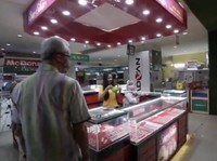 Latihan New Normal, Ganjar Pranowo Keliling Mall di Semarang