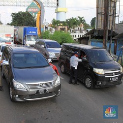 Syarat Naik Mobil ke Luar Jakarta, Ada 31 Titik Penyekatan!