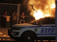 Amerika 'Membara' Tapi Pasar Masih 'Bergairah', Kok Bisa?