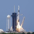 Jokowi Ajak Tesla Luncurkan Space X dari RI, Elon Musk Mau?