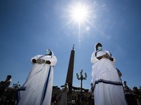 Vatikan Minta Doa Penduduk Bumi, Paus Benedictus Sakit