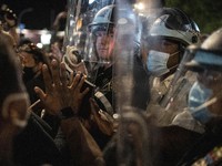 Trump Terjunkan Militer, AS Disebut dalam Arena Peperangan