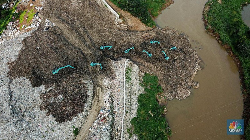 TPA Cipeucang, Senin (2/6/2020). (CNBC Indonesia/ Andrean Kristianto)