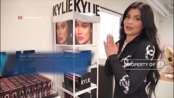 Kylie Jenner Didepak Forbes dari Daftar Miliuner Muda