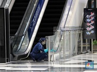 Baru Dibuka Anies Pertengahan Juni, Saham Mal Langsung Drop
