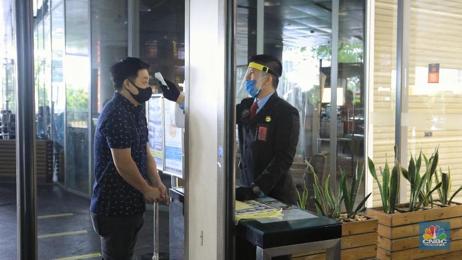 Persiapan Mal New Normal. CNBC Indonesia/Andrean Kristianto