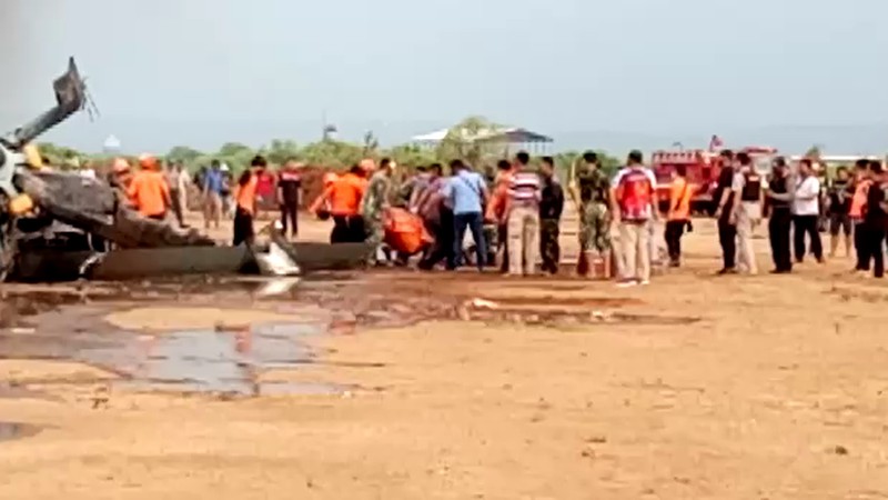 Kecelakaan Helikopter Jatuh di Kawasan Industri Kendal (Tangkapan Layar Video/ist)