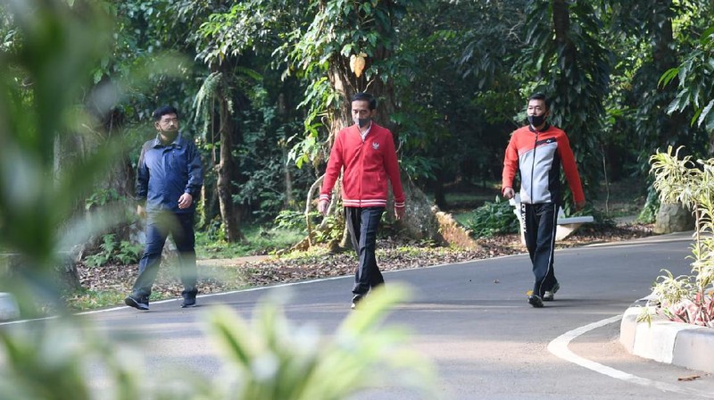 Jokowi Berolahraga di Istana Bogor. Biro Pers Sekretariat Presiden