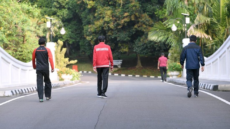 Jokowi Berolahraga di Istana Bogor. Biro Pers Sekretariat Presiden