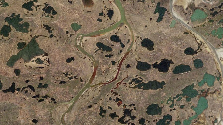 Tumpahan Minyak di siberia, Rusia. AP