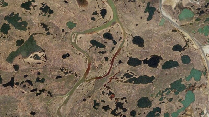 Tumpahan Minyak di siberia, Rusia. AP