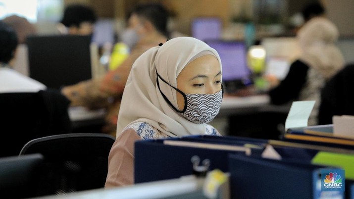 Ilustrasi aktifitas pekerja kantor (CNBC Indonesia/Andrean Kristianto) Ilustrasi aktifitas pekerja kantor (CNBC Indonesia/Andrean Kristianto)