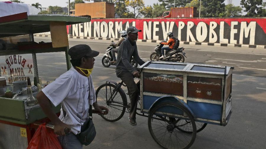 New Normal (AP/Dita Alangkara)