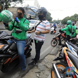 Tarif Ojol Naik 14 Agustus, Bagian Driver Gojek-Grab Berapa?