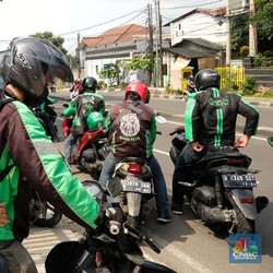 Di Sini Ojol Jadi Karyawan, Berapa Pendapatannya Sebulan?