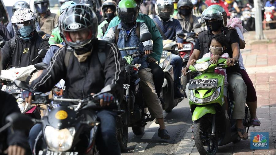 Virus Outbreak Indonesia