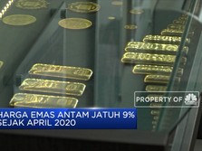Harga Emas Antam Jatuh 9% Sejak April 2020