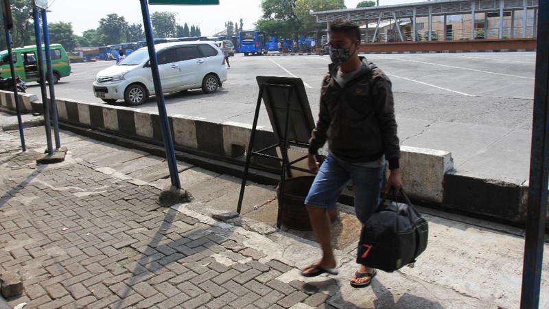 Terminal Kalideres (CNBC Indonesia/Tri susilo)