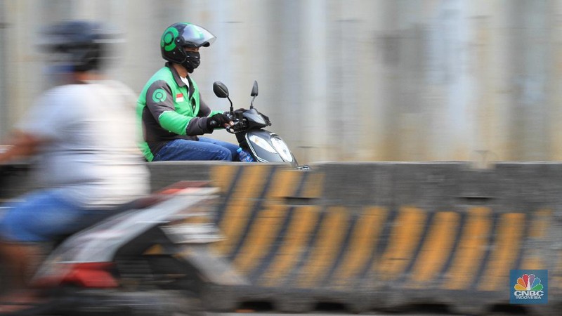 Pelanggaran Lalu Lintas (CNBC Indonesia/Tri Susilo)