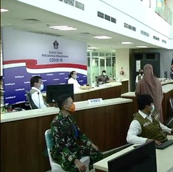 Di Depan Jokowi, Bos BNPB Curhat Jumlah Dokter Paru RI Minim
