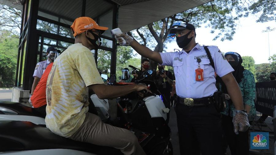 Jelang Dibuka, TMR Ragunan Bersiap New Normal (CNBC Indonesia/Andrean Kristianto)