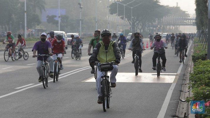 Pesepada di Car Free Day (CNBC Indonesia/Muhammad Sabki) Pesepada di Car Free Day (CNBC Indonesia/Muhammad Sabki)