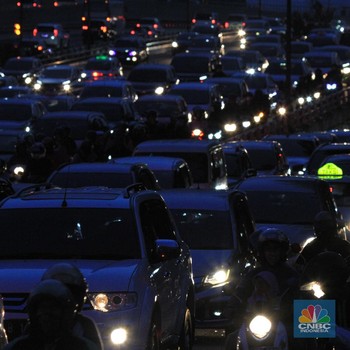 Potret Jakarta Macet Parah, Ganjil Genap Belum Berlaku