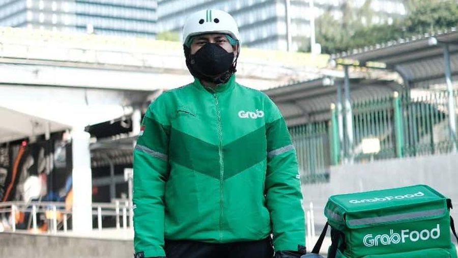 Mitra Pengantaran GrabFood dengan Sepeda Listrik (Dok. Grab)