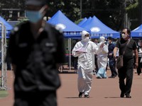 China Blak-blakan, 'Serangan' Corona di Beijing dari Eropa