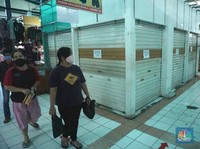 Miris! Begini Penampakan Pasar Cijantung yang Sepi Pembeli