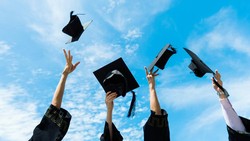 15 Lagu Indonesia dan Barat Hits untuk Postingan Kelulusan atau Wisuda