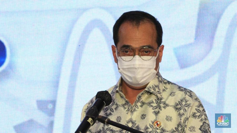 Menteri Perhubungan Budi Karya Sumadi saat peresmian staisun terpadu Tanah Abang, Rabu (17/6/2020) (CNBC Indonesia/ Tri Susilo)