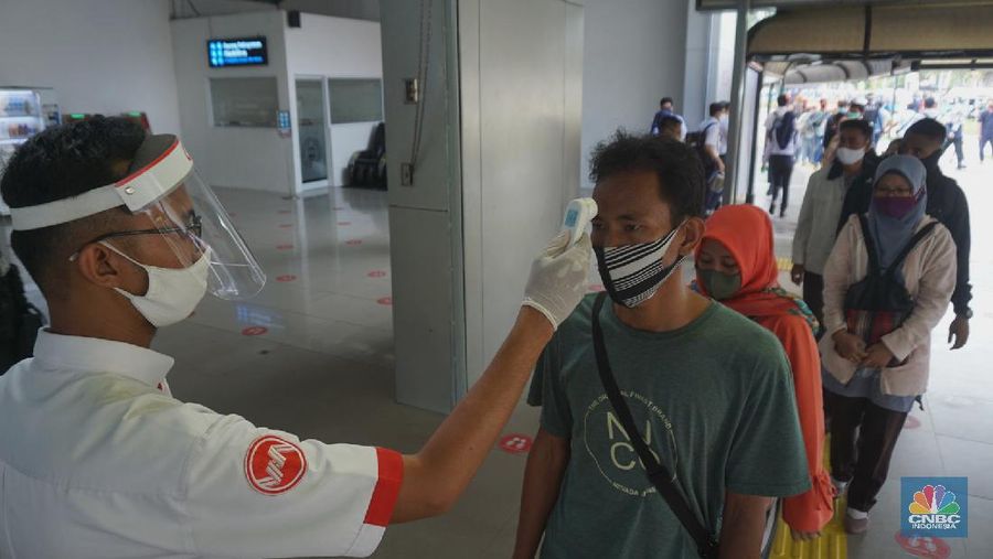 Stasiun terpadu di Stasiun Tanah Abang, Rabu (17/6/2020). (CNBC Indonesia/ Tri Susilo)