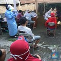 Simak! Prediksi Guru Besar UGM Soal Puncak Corona di RI
