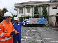 Kinerja Keuangan Ambles, Saham PGAS Turun 2% Lebih