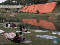 Duh! Hampir Setengah Tahun, Longsor di BKT Belum Diperbaiki