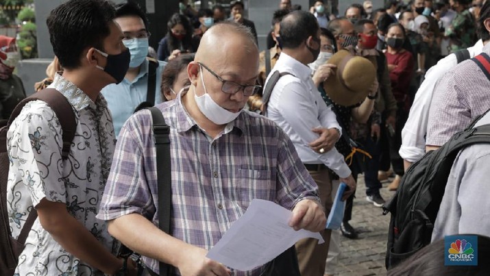 Nasabah Indosurya saat sidang Verifikasi Bilyet di Pengadilan Negeri Jakarta Pusat (CNBC Indonesia/ Muhammad Sabki) Nasabah Indosurya saat sidang Verifikasi Bilyet di Pengadilan Negeri Jakarta Pusat, Jumat (19/6/2020) (CNBC Indonesia/ Muhammad Sabki)