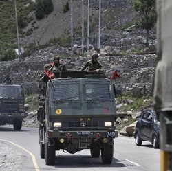 Jenderal Militer India & China Bertemu, Damai?
