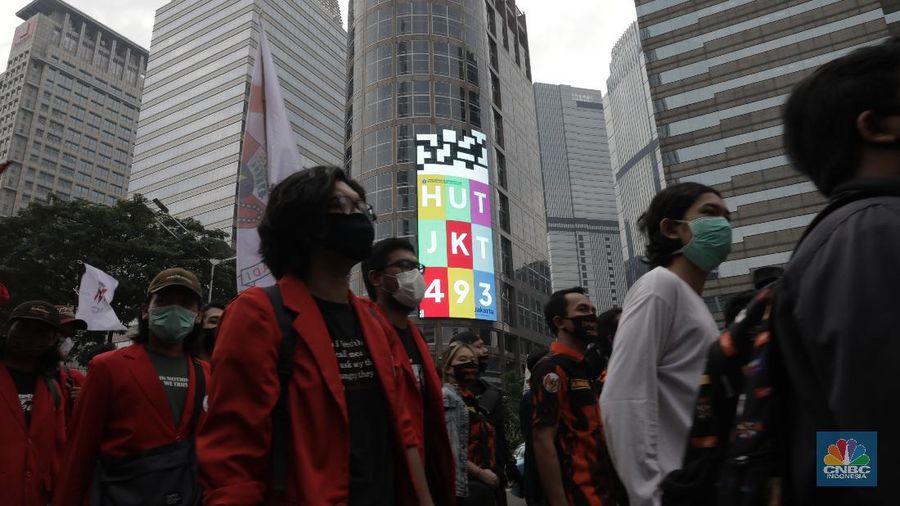Demo saat New Normal. CNBC Indonesia/Muhammad Sabki