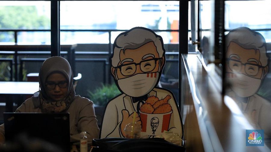 Ilustrasi Restoran KFC. CNBC Indonesia/Andrean Kristianto