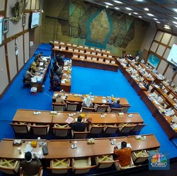 Alot, 3 Hari Beruntun ESDM Rapat dengan DPR Bahas Anggaran