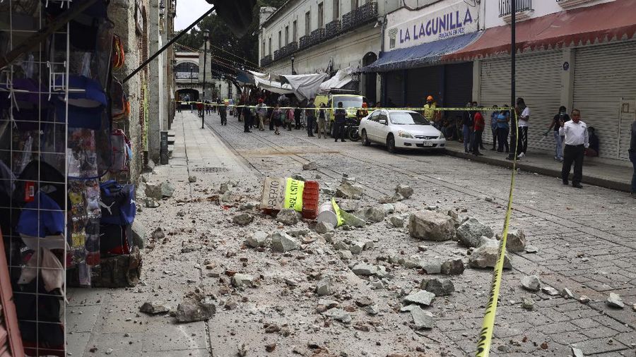 Gempa Meksiko. AP/Marco Ugarte