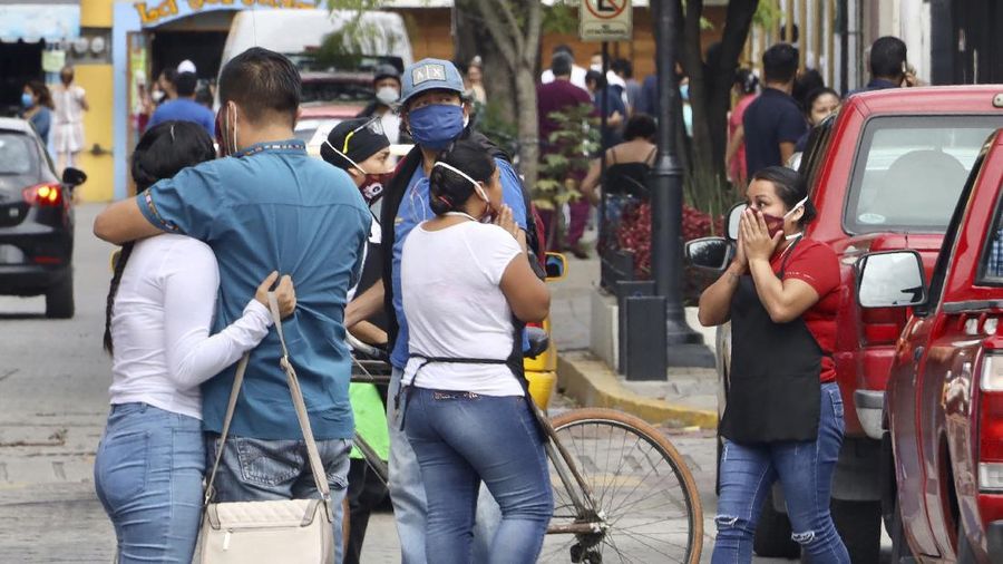 Gempa Meksiko. AP/Marco Ugarte