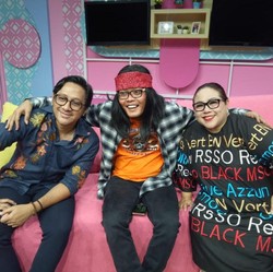Tanggung Hidup 50 Orang, Nunung Srimulat Generasi Geprek?