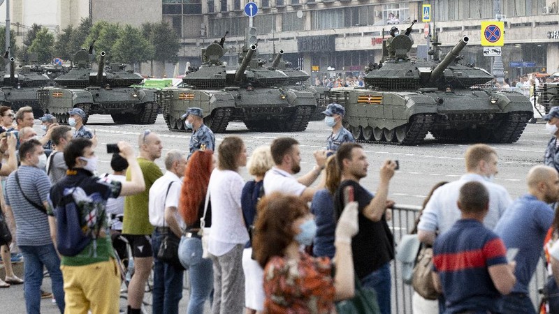 Rusia Gelar Parade Militer. AP/Dmitri Lovetsky